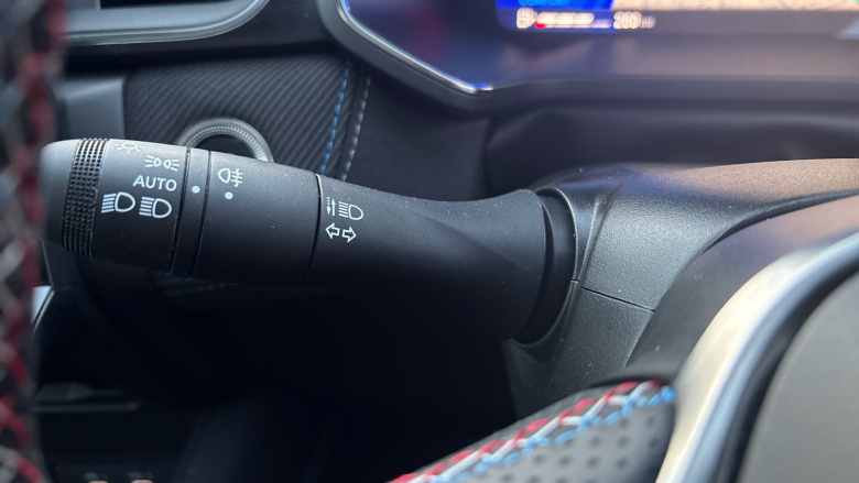 Renault Symbioz 1.8 E-Tech FHEV 160 Iconic Esprit Alpine 5dr Auto Hybrid Estate